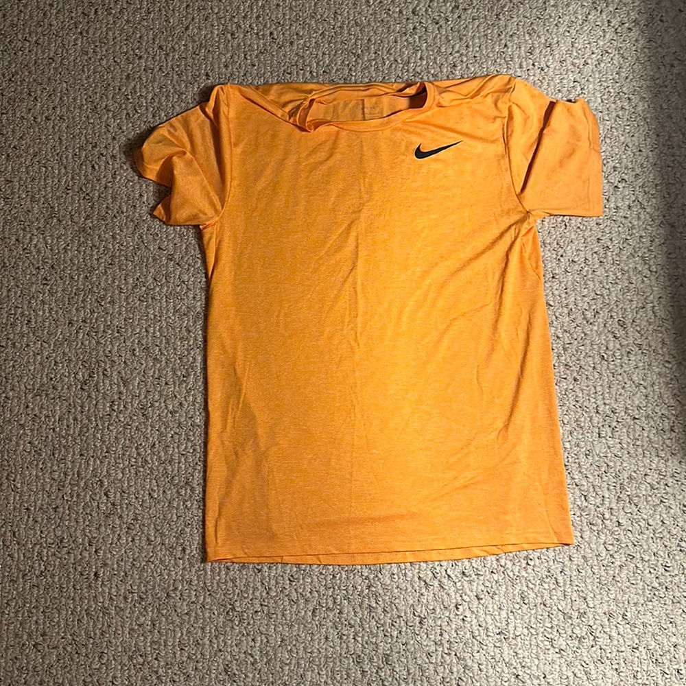 Nike Dri-Fit T-shirt adult medium in color orange